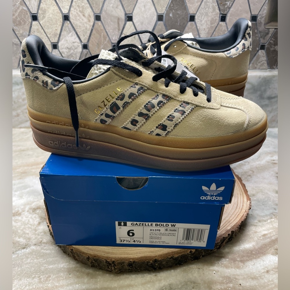 Adidas Gazelle Bold Sz 6, 37 1/3 NWT